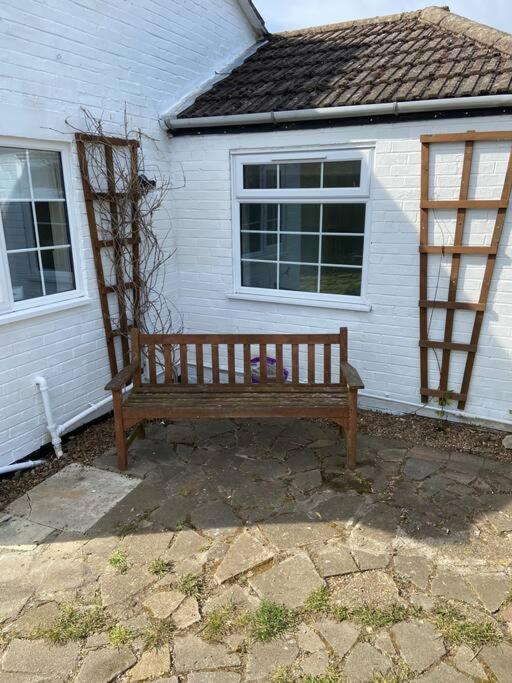 Field Cottage Whittlesey Екстер'єр фото