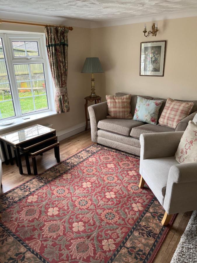 Field Cottage Whittlesey Екстер'єр фото